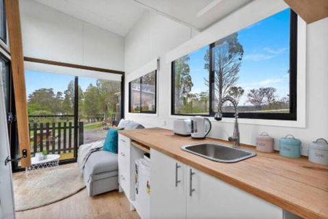 Paperbark Cottage Mowbray Park Farm - C Tourism 6