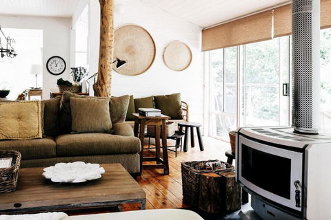 Braebrook Stunning Farm House! - C Tourism 2