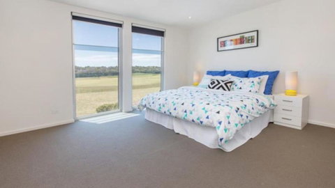 ST ANDREWS BEACH APARTMENT 4.02 - C Tourism 3