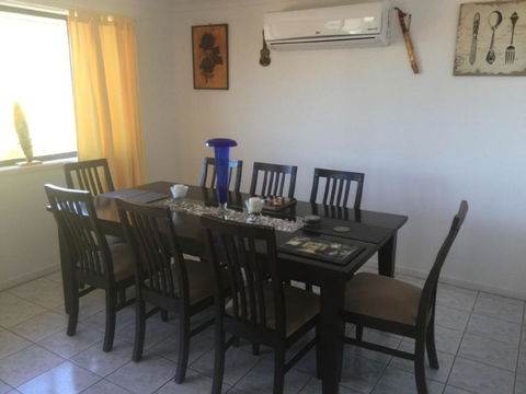Orana Beach Holiday Home At Boat Habour - C Tourism 3