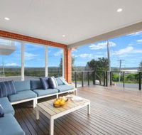 Casa Sorella beachfront family home with pool - C Tourism