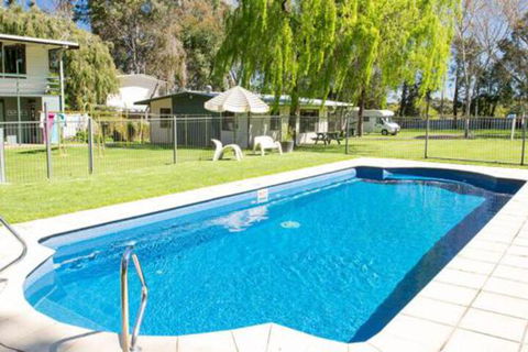 Kalganyi Holiday Park - C Tourism 0