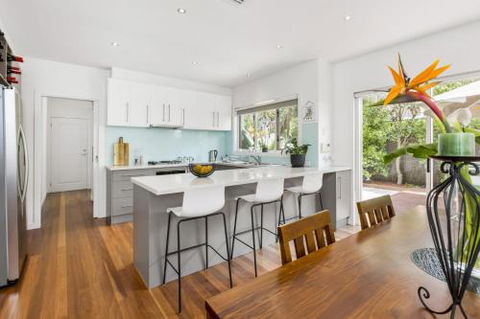 BANGALOW MORNINGTON - C Tourism 6