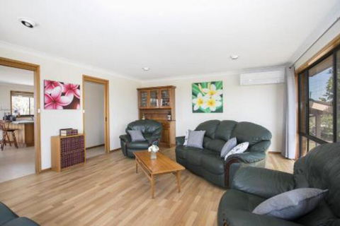 Deering 106 ULLADULLA - C Tourism 5
