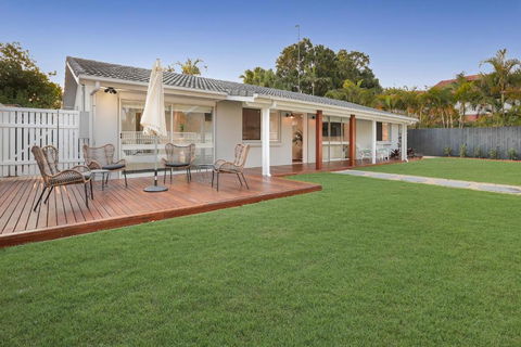 Walk To Hastings Street Noosa Sound - C Tourism 5