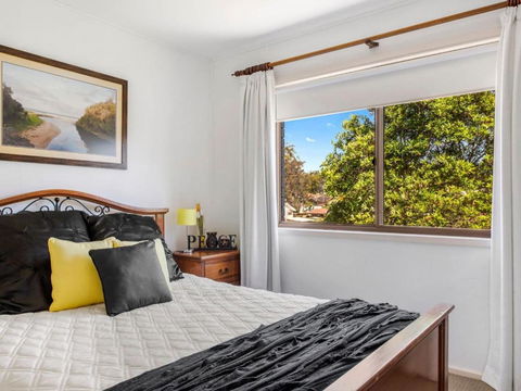 Carroll Ave 85 Mollymook - C Tourism 2