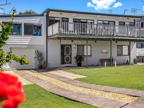 Carroll Ave 85 Mollymook - C Tourism 3