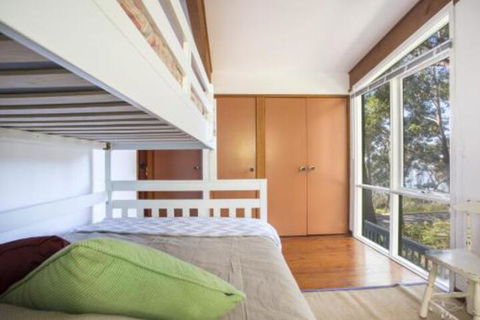 Surfers Ave 17 Narrawallee - C Tourism 7