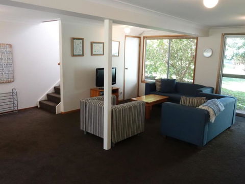 Murramarang Road 22 Bawley Point - C Tourism 3