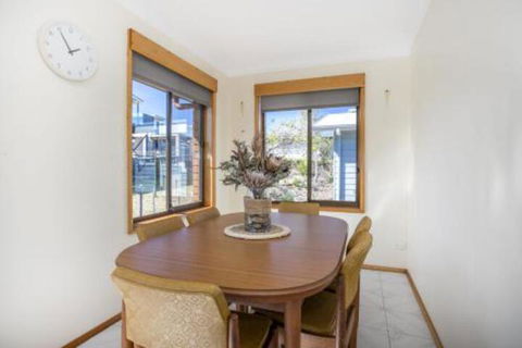 Wooroonga Crescent 9 Kioloa NSW 2539 - C Tourism 7