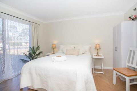 Macleay Street 23 Narrawallee - C Tourism 3