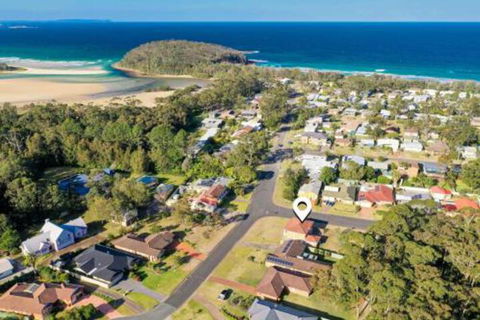 Macleay Street 23 Narrawallee - C Tourism 2