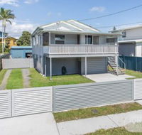 Brighton Waterfront Beach House - C Tourism