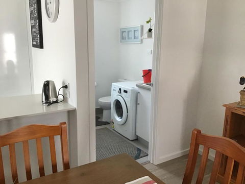 Discover Warilla Bright & Airy Townhouse Near The Beach & Lake - C Tourism 3