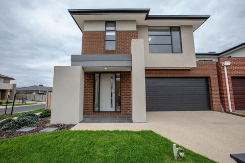 108spacious Point Cook Estate4br2btdoublegarage - C Tourism 2