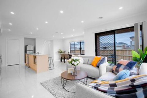 108spacious Point Cook Estate4br2btdoublegarage - C Tourism 0