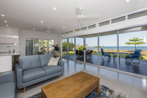 Sandy Decks - C Tourism 1