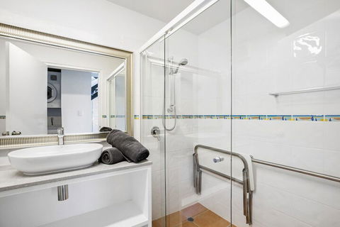 Galleries - 1/28 Peregian Esplanade - Peregian Beach - C Tourism 7