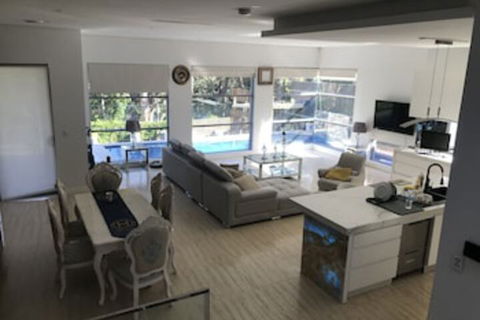 Luxury Big House Cinema Pool Many Guests - C Tourism 0