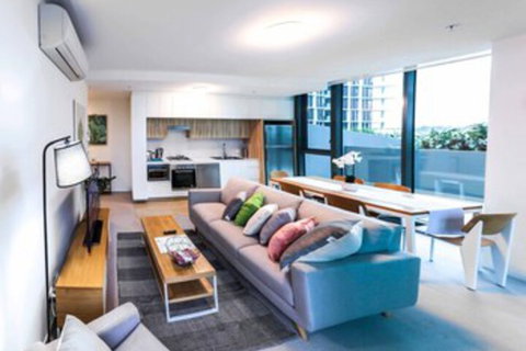 Incredible Riverside Apartment In Brisbane - C Tourism 0