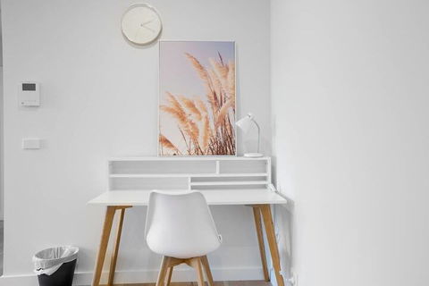Trendy 2 Bedroom In Ringwood/Eastland With Parking - C Tourism 2