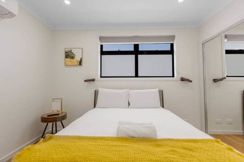 Impressive & Spacious New Townhouse@preston - C Tourism 6