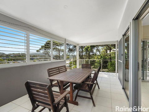 Coast 3 / 42 Avoca Drive Avoca Beach - C Tourism 3
