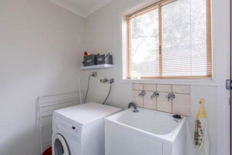 PERFECT On PYMBLE AVE - C Tourism 4