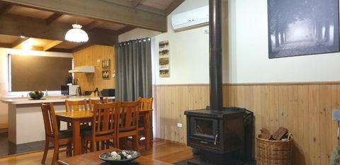 Day Dream Cottage - C Tourism 6