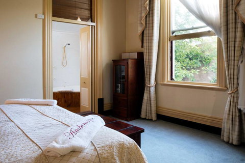 Amberesque B & B - C Tourism 1