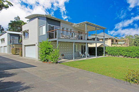 Ocean 1 / 42 Mollymook - C Tourism 3