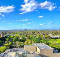 Deluxe Central Park 4B2B APT BoxHill Panorama - C Tourism