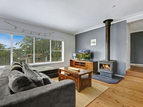 Carroll Ave 39 Mollymook - C Tourism 6