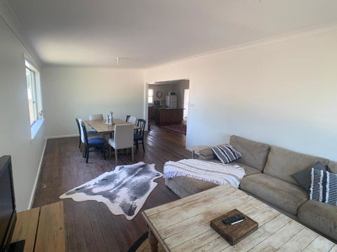 The Wattles True Country Escape Near Wineries Borenore - C Tourism 6