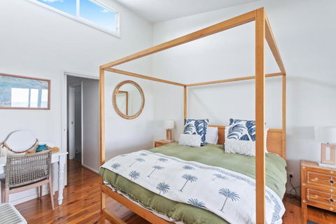 The G Shack Rennies Beach - C Tourism 2