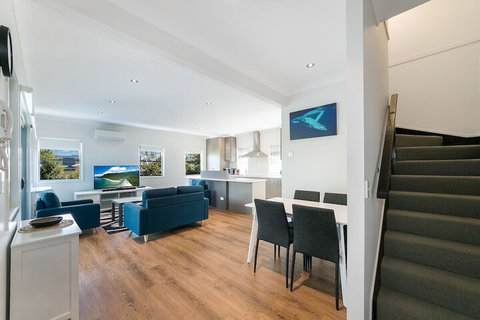 Redcliffe Holiday Accommodation - C Tourism 6