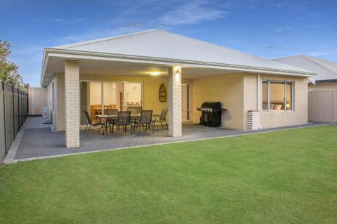 Fairway Isle - C Tourism 2