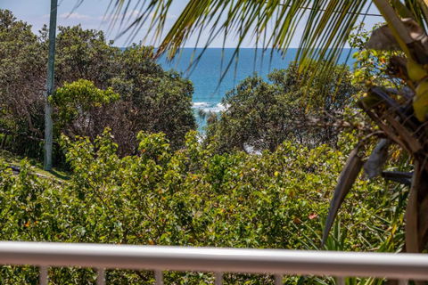 Sun Sand & Surf Sunrise Beach - C Tourism 5
