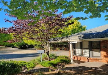 The Lancefield Lodge - C Tourism 1