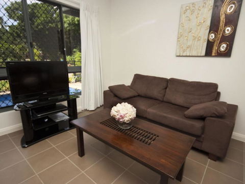 Woodville Beach Townhouse 6 - C Tourism 3