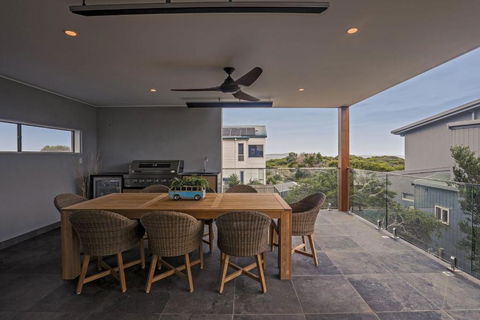 Coffs At Surf Beach Phillip Island - C Tourism 6