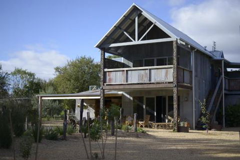 Mansfield Cottage - C Tourism 0