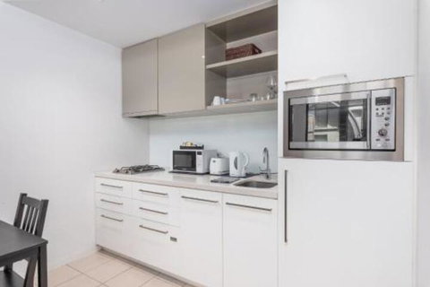 Little Collins Apartment - C Tourism 3