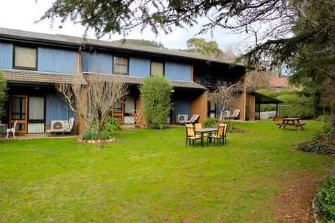 Cedar Holiday Units Apartment 2 - C Tourism 6