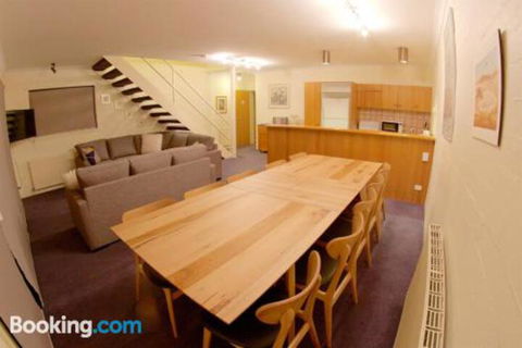 Snow Ski Apartments 38 - C Tourism 4