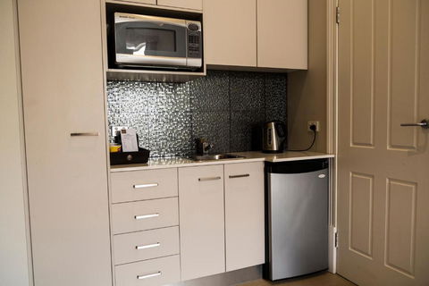 Simmers Serviced Apartments - C Tourism 1