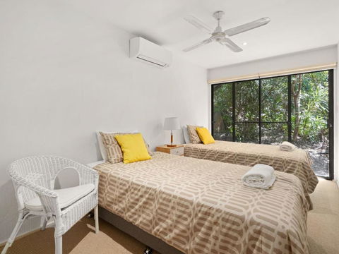 Avoca Beach Living 84 Avoca Drive Avoca Beach - C Tourism 5