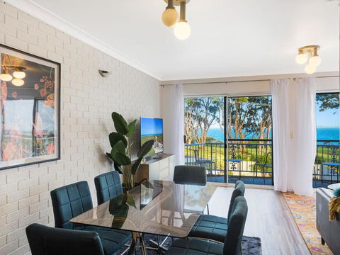 Ballingalla Apartments By The Golf Course - C Tourism 5