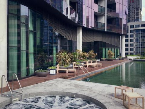 Luxury CBD Pool Gym & Spa - C Tourism 1