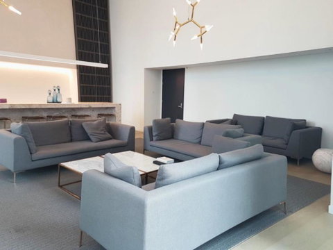 Luxury CBD Pool Gym & Spa - C Tourism 6